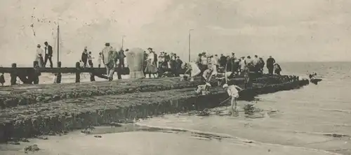 ALTE POSTKARTE NORDSEEBAD BORKUM STRAND EBBE KESCHER BUHNE PERSONEN 1912 postcard Ansichtskarte cpa AK