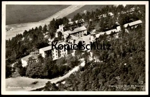 ALTE POSTKARTE RUNÖSKOLAN FLYGFOTO bei Akersberga Luftbild Fliegeraufnahme Schweden Sverige Suède Sweden Bert Rauscher