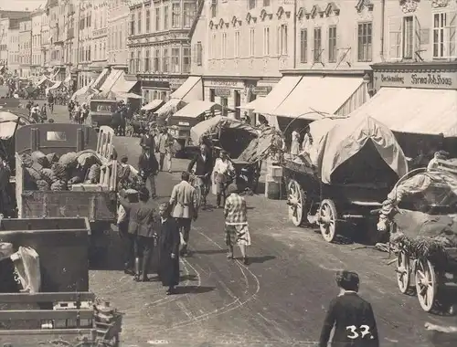 ALTE POSTKARTE WELS OBERÖSTERREICH WOCHENMARKT Markt marché market Joh. Haas Wagen Waren Österreich Austria Autriche