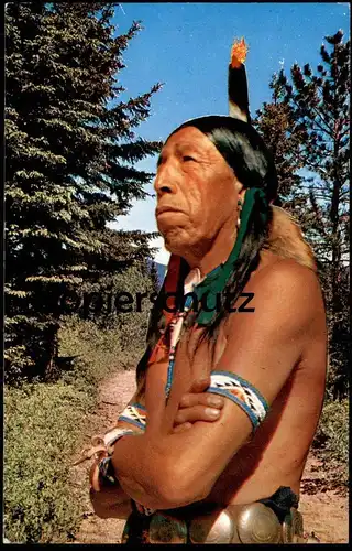 POSTKARTE "HOW" INDIAN Native American Indianer Indians Indien Kopfschmuck feather headdress postcard montage photo