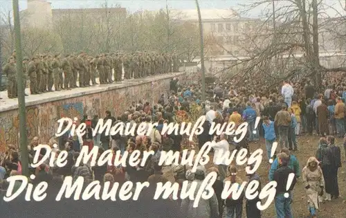 ÄLTERE POSTKARTE BERLIN BRANDENBURGER TOR DIE MAUER MUSS WEG SOLDATEN CHUTE DU MUR WALL Soldier Soldat Graffiti grafiti