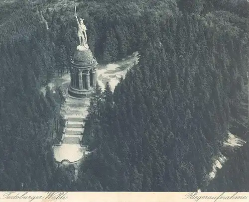 ALTE POSTKARTE FLIEGERAUFNAHME HERMANNSDENKMAL IM TEUTOBURGER WALDE BEI DETMOLD Luftaufnahme postcard cpa Ansichtskarte
