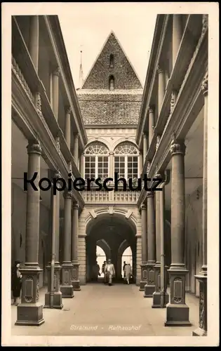 ALTE POSTKARTE STRALSUND RATHAUSHOF 1940 INNENHOF RATHAUS cpa postcard AK Ansichtskarte