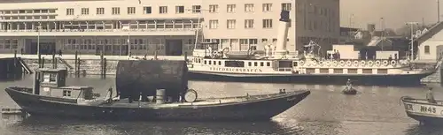 ALTE POSTKARTE FRIEDRICHSHAFEN HAFENBAHNHOF BETANKUNGSSCHIFF TANKSCHIFF Tanker Cargo Ship Steamship Schiff Frachtschiff