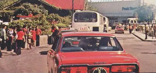 ÄLTERE POSTKARTE HONG KONG PEAK TOWER TAXI NR. 5 Droschken Taxen Station Busbahnhof cab Hongkong postcard Ansichtskarte