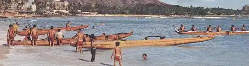 ÄLTERE POSTKARTE WAIKIKI ALONG THE BEACH TRADITIONAL BOAT HAWAII HONOLULU Einbaum Dug out Pirogue Plage cpa postcard AK