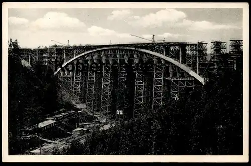 ALTE POSTKARTE TEUFELSTALBRÜCKE HERMSDORF IM BAU Kran crane grue bridge building pont Brücke construction Ansichtskarte