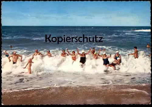 ÄLTERE POSTKARTE NORDSEEHEILBAD BORKUM MODE BADENDE BADEMODE Bad Meer athing having a bath in the Ocean Sea Mer