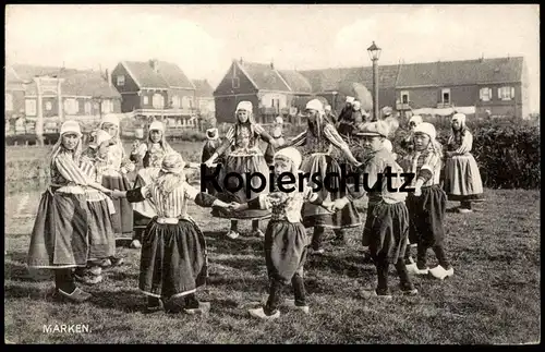 ALTE POSTKARTE MARKEN TANZ RINGELREIGEN RINGELREIHEN KINDER TRACHT traditional costume folclorique Nederland Zuiderzee