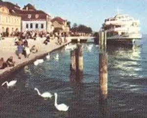 ÄLTERE POSTKARTE KURSTADT ÜBERLINGEN BODENSEE Brunnen Fischreiher Schiff fontaine fountain Schwan cygne swan postcard