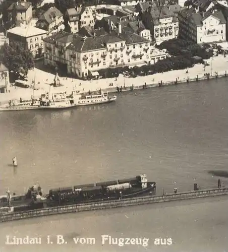 ALTE POSTKARTE LINDAU VOM FLUGZEUG AUS FLIEGERAUFNAHME 1930ER JAHRE Schiff Schiffe Dampfer Leuchtturm steamship phare AK
