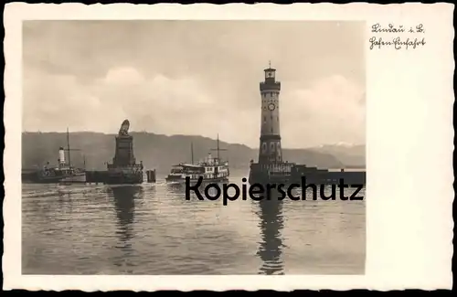 ALTE POSTKARTE LINDAU HAFENEINFAHRT Hafen harbor Schiff Dampfer ship Löwe lion Leuchtturm lighthouse phare cpa postcard