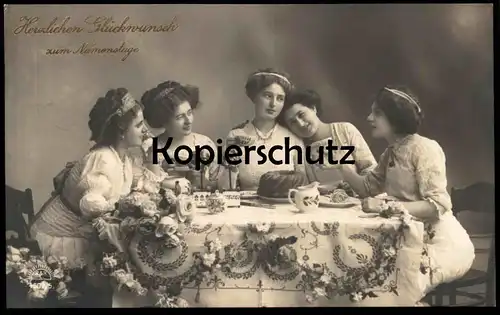 ALTE POSTKARTE FRAUEN KAFFEETAFEL KUCHEN KAFFEE ZUCKERDOSE sucrier sugar bowl cake women femmes Porzellan porcelain