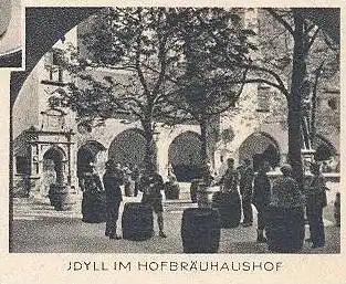 ALTE POSTKARTE GRUSS AUS MÜNCHEN WEISSWURST BIER IDYLL IM HOFBRÄUHAUSHOF FESTSAAL beer Ansichtskarte AK postcard cpa