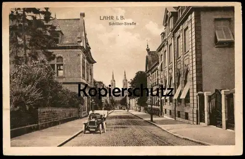 ALTE POSTKARTE LAHR SCHILLER-STRASSE Schillerstrasse Auto old vintage car vieille voiture Ansichtskarte cpa postcard