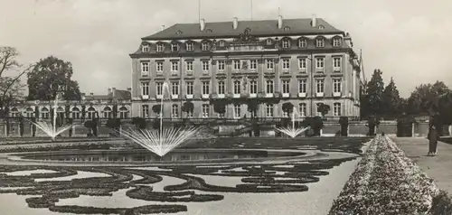 ALTE POSTKARTE BRÜHL SCHLOSS AUGUSTUSBURG SPRINGBRUNNEN PARK fontaine fountain castle chateau postcard AK Ansichtskarte