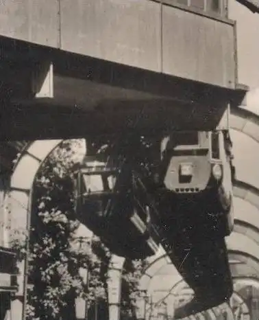 ALTE POSTKARTE WUPPERTAL VOHWINKEL AM SCHWEBEBAHNHOF BAHNHOF SCHWEBEBAHN HOTEL ZUR KRONE FRISEUR SCHMITZ