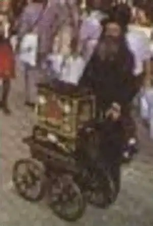 ÄLTERE POSTKARTE DÜSSELDORF KÖNIGSALLEE GRÜSSE VON DER KÖ DREHORGEL ORGEL orgue de barbarie street organ hurdy-gurdy AK