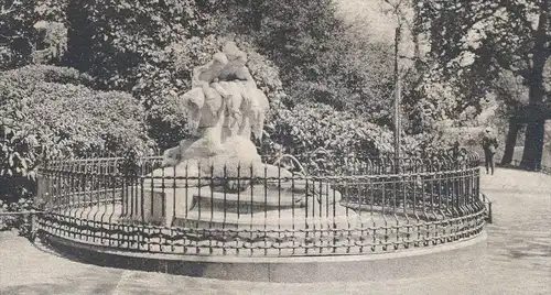 ALTE POSTKARTE DÜSSELDORF MÄRCHENBRUNNEN IM HOFGARTEN Märchen Conte Fairy Tale fountain cpa postcard AK Ansichtskarte