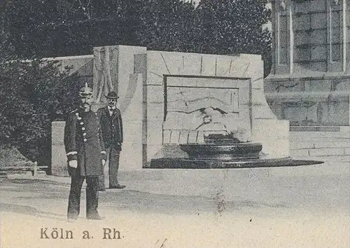 ALTE POSTKARTE KÖLN KAISER FRIEDRICH DENKMAL Polizist Policeman policier uniform Cöln Cologne Keulen cpa postcard AK