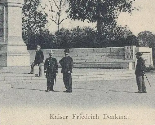 ALTE POSTKARTE KÖLN KAISER FRIEDRICH DENKMAL Polizist Policeman policier uniform Cöln Cologne Keulen cpa postcard AK