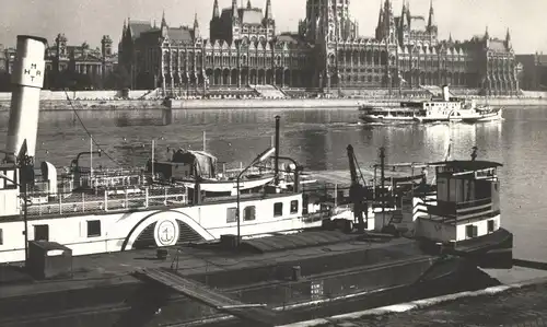 ÄLTERE POSTKARTE BUDAPEST PARLAMENT Parlement Parliament Schiff Bateau à vapeur vrachtschip freight cargo steam ship cpa