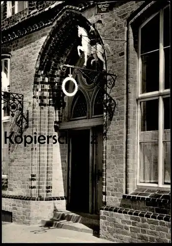 ÄLTERE POSTKARTE WISMAR HISTORISCHE GASTSTÄTTE ZUM ALTEN SCHWEDEN PORTAL Reklame Blechschild Pferd horse tin-plate sign