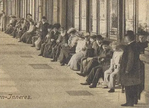 ALTE POSTKARTE WIESBADEN KOCHBRUNNEN INNERES interieur men women Uniform Hut Top Hat haute-forme Ansichtskarte postcard