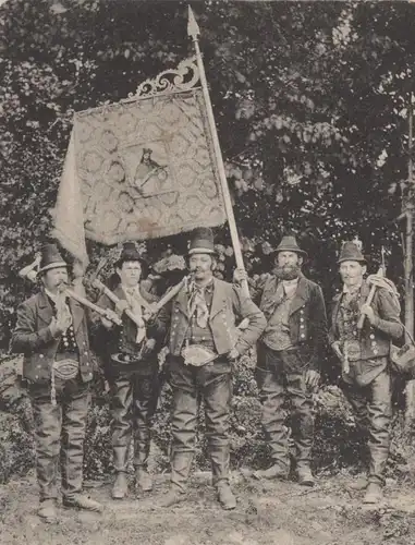 ALTE POSTKARTE LENGGRIESER FLÖSSERZUNFT MIT FAHNE Flösser Lenggries AK cpa postcard Ansichtskarte