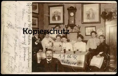 ALTE PHOTO KARTE GRUSS AUS WIESBADEN FAMILIENFOTO NACH DENVER VON PHOTOGRAPH J. URBAN Uhr clock Ansichtskarte postcard