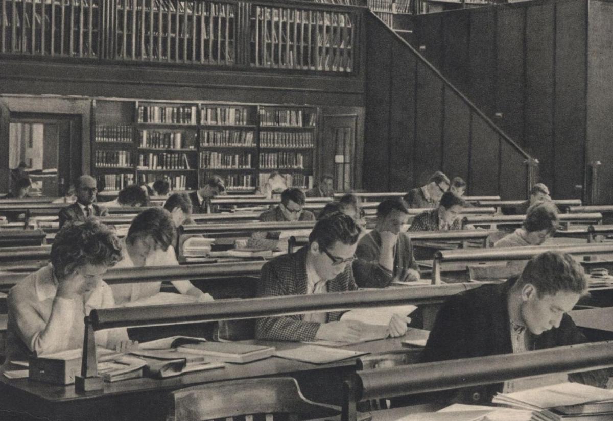 ALTE POSTKARTE LESESAAL DER DEUTSCHEN BÜCHEREI LEIPZIG Bibliothek