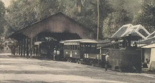 ALTE POSTKARTE STATION DJOMBLANG IN DEN NAMIDDAG SEMARANG JAVA Nederlands Indie steam train locomotive Lok Zug Bahnhof