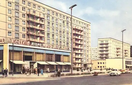 ÄLTERE POSTKARTE BERLIN HAUPTSTADT DER DDR KARL-MARX-ALLEE MOKKA MILCH BAR Auto car cpa AK Ansichtskarte postcard