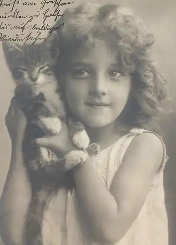 ALTE POSTKARTE MÄDCHEN KATZENBABY KATZE Kätzchen chat cat girl fille Kind child AK cpa postcard Ansichtskarte