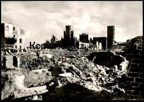 ÄLTERE POSTKARTE FRANKFURT ODER PANORAMA DER ZERSTÖRTEN INNENSTADT IM HINTERGRUND RUINEN RATHAUS & MARIENKIRCHE 1945 WW