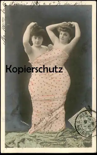 ALTE POSTKARTE ZWEI FRAUEN EIN TUCH COUPLE FEMME H. MANUEL semi-nude two women one dress cpa AK Ansichtskarte postcard