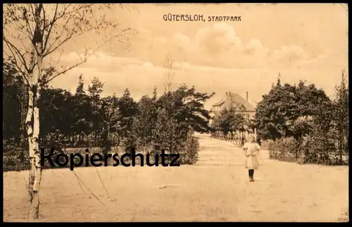 ALTE POSTKARTE GÜTERSLOH STADTPARK 1912 Mädchen Kind child girl enfant Park Birke AK Ansichtskarte postcard