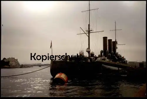 ÄLTERES FOTO KREUZER AURORA CRUISER BOJE Leningrad Sankt Petersburg Kriegsschiff battle ship warship marine photo