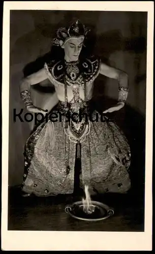 ALTE FOTO POSTKARTE SCHAMANE TÄNZER MANN FRAU ? BESCHWÖRUNG FEUER shaman traditional costume postcard cpa photo