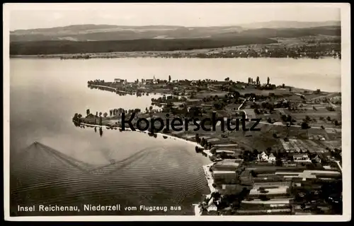 ALTE POSTKARTE INSEL REICHENAU IM BODENSEE NIEDERZELL VOM FLUGZEUG AUS FLIEGERAUFNAHME LUFTBILD Ansichtskarte postcard