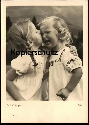 ALTE POSTKARTE KINDER MÄDCHEN TRÖSTET KIND WEINT SEI WIEDER GUT enfants young girl child cpa postcard Ansichtskarte