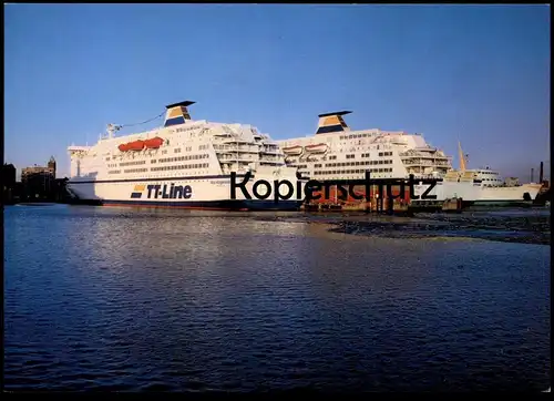 ÄLTERE POSTKARTE MS NILS HOLGERSSON PETER PAN TT LINIE IN TRELLEBORG AUTOFÄHRE Schiff Motorschiff ship postcard