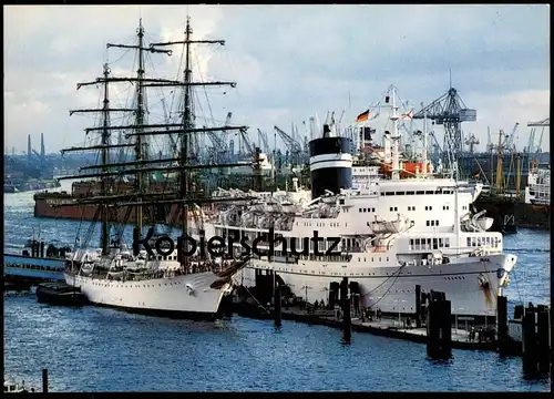 VIER ÄLTERE POSTKARTEN SEGELSCHIFF PASSAT GORCH FOCK LIBERTAD MS UGANDA BARK POSTKARTE AK Schiff sailing ship postcards