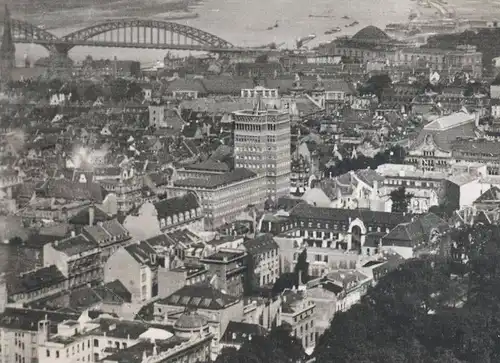 ALTE POSTKARTE DÜSSELDORF MIT BLICK AUF DEN RHEIN FLIEGERAUFNAHME Luftbild cpa postcard AK Ansichtskarte