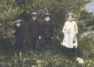 ALTE POSTKARTE ENNS HOLZBRÜCKE KINDER CHILDREN ENFANTS 1915 OBERÖSTERREICH Österreich Austria Ansichtskarte postcard