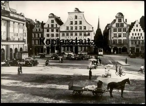 ALTES ORIGINAL FOTO ROSTOCK MARKT PFERD & KARREN UMZÜGE STRASSENBAHN ECHTE FOTOGRAFIE PHOTO KOCH MECKLENBURG-VORPOMMERN