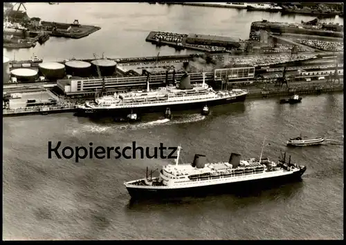 ÄLTERE POSTKARTE BREMERHAVEN COLUMBUSKAJE BEGEGNUNG TS BREMEN & MS EUROPA Dampfer Schiff postcard cpa AK Ansichtskarte