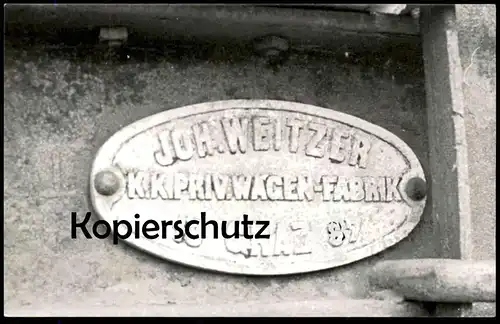 ÄLTERES FOTO PLAKETTE JOH. WEITZER K. K. PRIV. WAGEN-FABRIK GRAZ 1887 BADNER BAHN LEEESDORF BEI BADEN WAGGON ZUG Photo