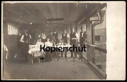 ALTE FOTO POSTKARTE OEREBRO SVERIGE SWEDEN SCHWEDEN PERSONEN KIND MUSIK FEIER BIERFASS BIER ÖL postcard Ansichtskarte AK