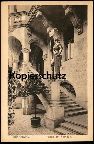 ALTE POSTKARTE BÜCKEBURG ROLAND AM RATHAUS Figur Denkmal cpa AK Ansichtskarte postcard